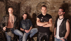 Vicolo Inferno Hourglass Band Photo