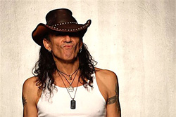 Stephen Pearcy Photo