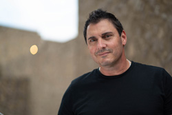 Johnny Gioeli Photo - Click For Larger Image
